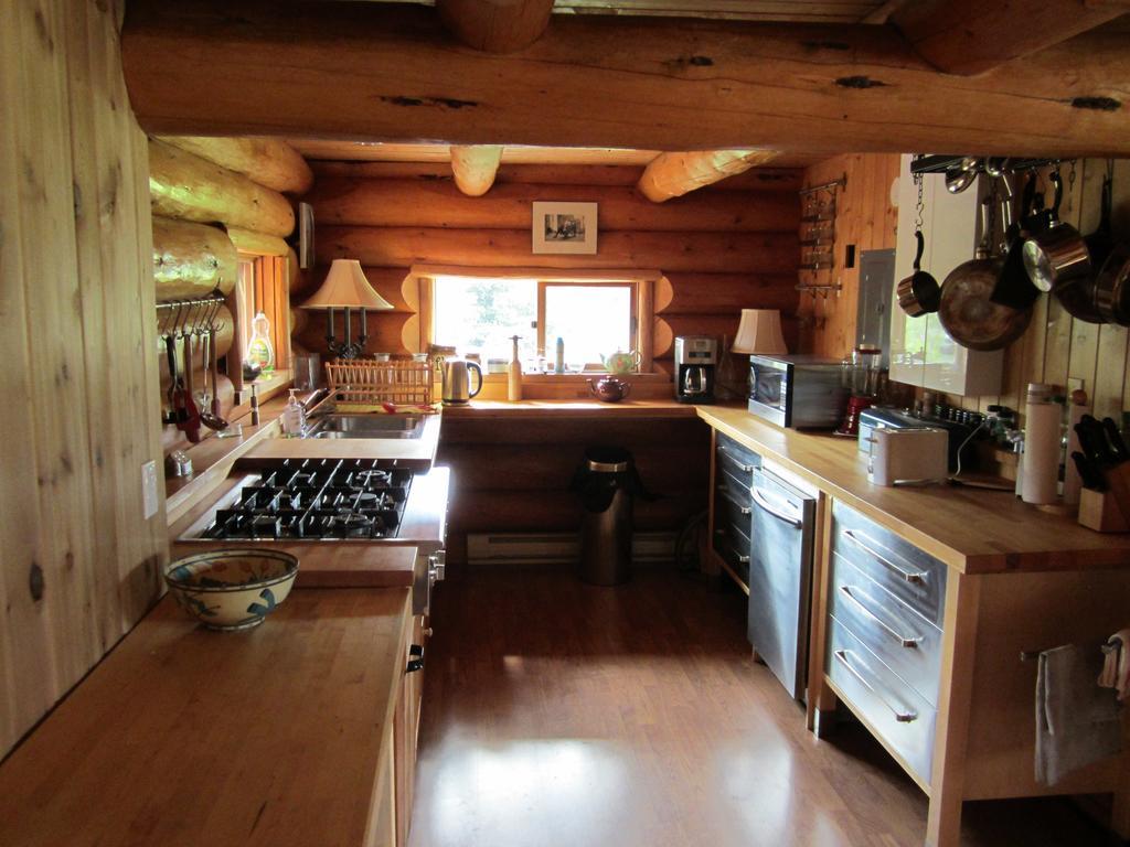 Ldr Lodge - Last Dollar Ranch Smithers Rom bilde